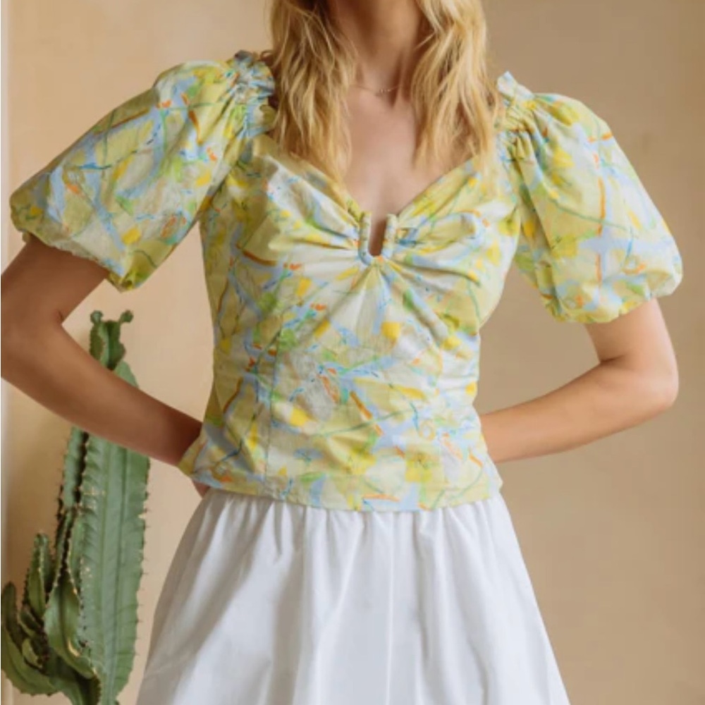Skies Are Blue Avani Puff Sleeve Top - NWT
